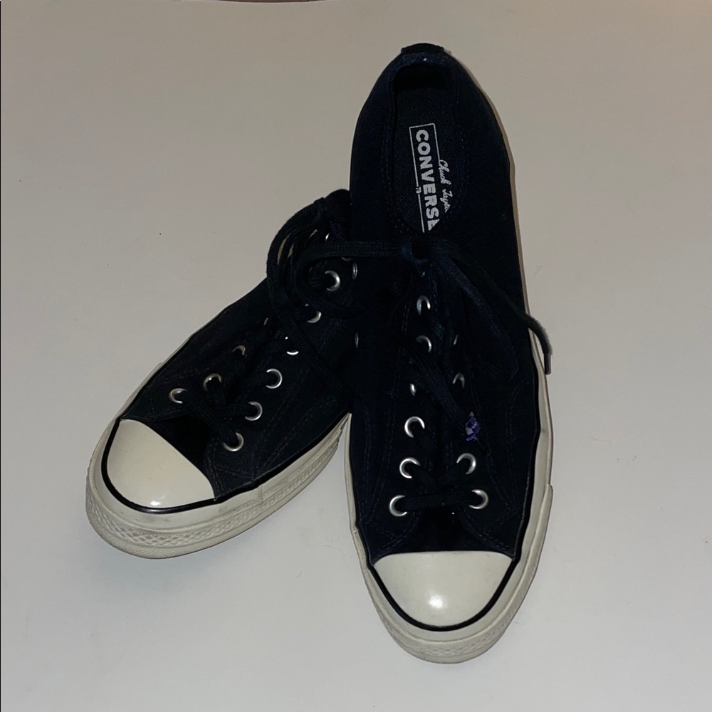 Converse Black Canvas Sneakers with White Soles size 11 very good condition